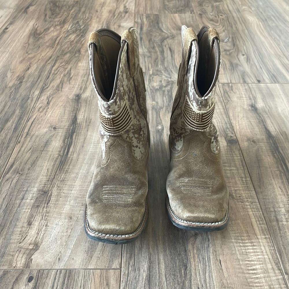 Kids cowboy boots
